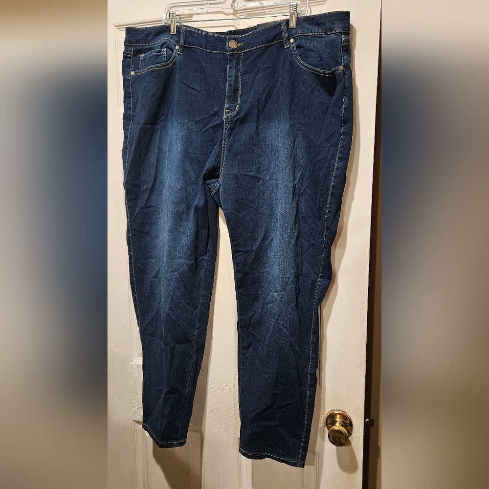 AVENUE JEANS